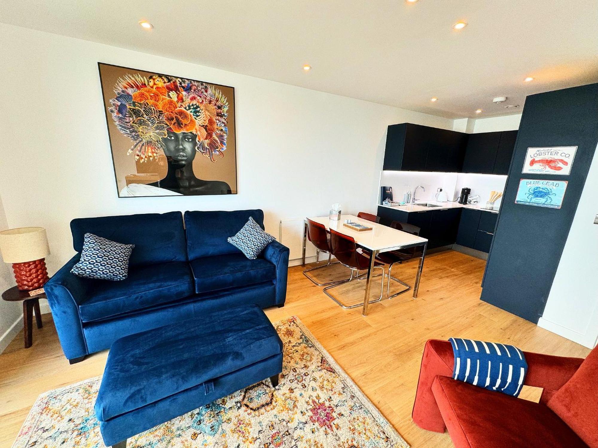Stunning Beach Front Apartment With Sea Views, Free Parking & Balcony Ramsgate Eksteriør billede